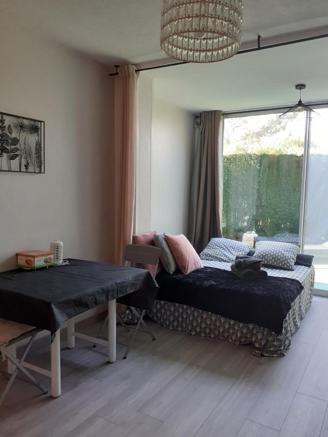 T2 Bord de mer avec jardin Saint Aygulf Exteriör bild